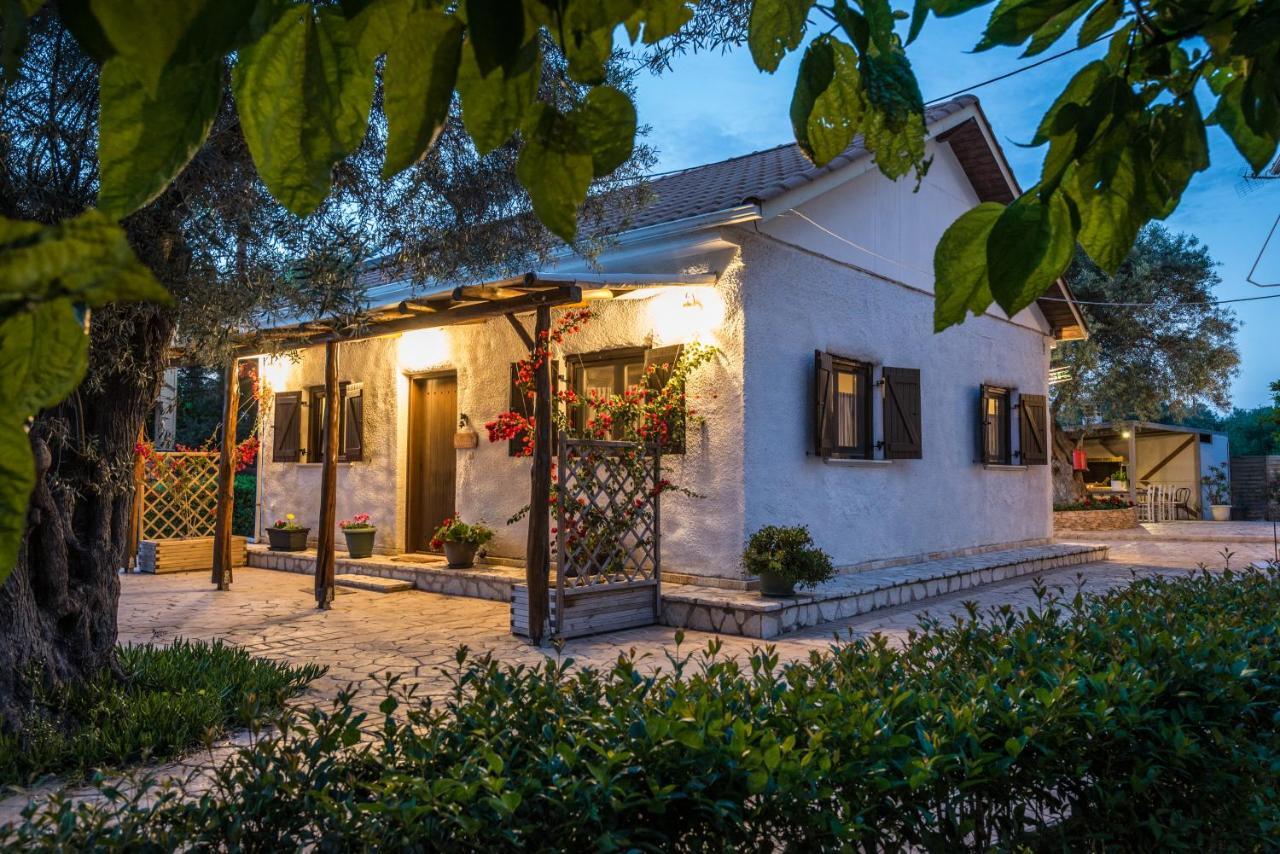 Averta Apartments Lefkada City Екстер'єр фото